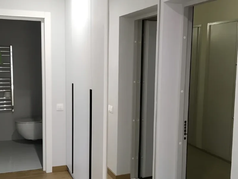 1000010372