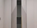 1000010381